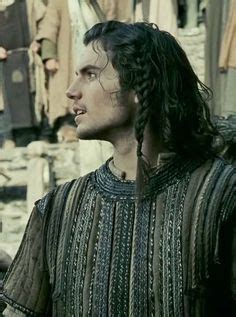 After the fall of rome, the warlords of england are brutally kept in line by the forces of irish king donnchadh. 20+ Henry Cavill Tristan & Isolde ideas | henry cavill ...