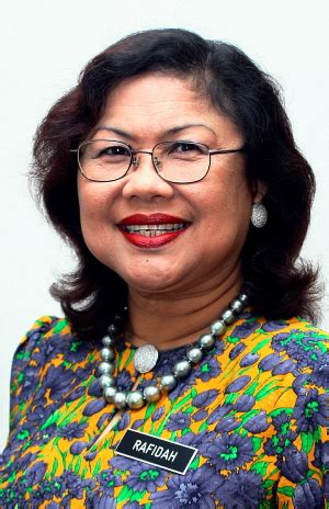 Tan sri dato' seri rafidah binti aziz (jawi: APANAMA: Rafidah, a fine example. Who next?