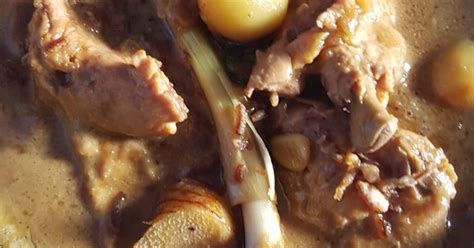 Semur jamur telur puyuh yang praktis ini sangat nikmat dinikmati dengan nasi panas dan taburan bawang goreng. Semur Ayam Telur Puyuh / Resep Semur Ayam Tahu Telur Puyuh ...