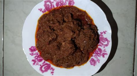 Setiap 100 gram daging sapi sendiri mengandung kalori 207 kkcl, protein 18.8 gram, lemak 14 gram, calcium 11 mg. Cara Membuat Rendang Daging - YouTube