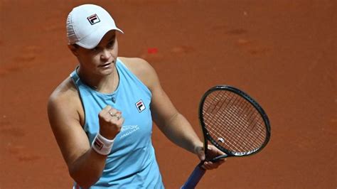 Ashleigh barty has netted a national prize as she battles to become australia's first open singles barty can focus exclusively on her pursuit of australian open singles glory, with french nemesis. Stuttgart - aktuelle Themen, Nachrichten & Bilder ...