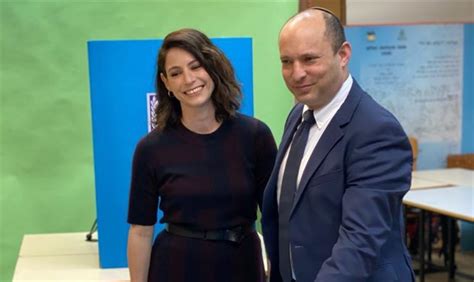 Born 25 march 1972) is an israeli politician who led the jewish home party between 2012 and 2018 and currently serves as an mk for new right. Bennett's wife blasts Netanyahu - Inside Israel - Israel National News