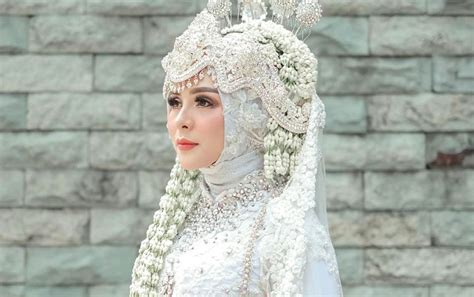 Miss popular 2019, indonesia top model. Baru Ngaku Dilamar Pegawai BUMN, Thya Sethya Eks Angel MMA ...