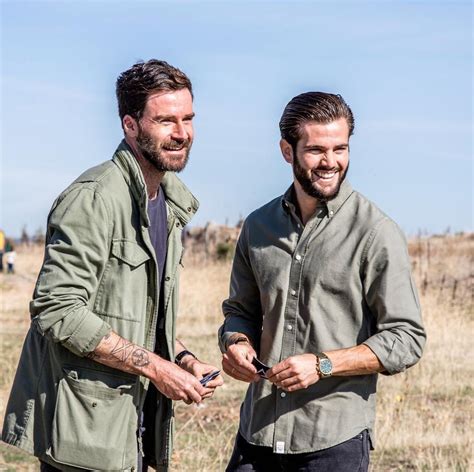 José ignacio fernández iglesias, known as nacho, is a spanish professional footballer who plays as a defender for real madrid and the spain. Nacho Fernandez in 2020 | Casual fashion, Mens tops, Nachos