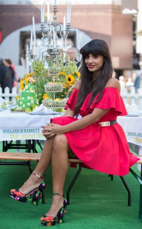 Berita perpisahan antara aktor berbakat besar, remy ishak akhirnya dan tunangnya, ezza yusof, rabu lalu ternyata mengejutkan ramai. Pin by Liibaan Yusuf on Jameela Jamil | Pretty dresses ...