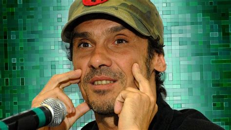 Самые новые твиты от manu chao (@manuchao): Storico concerto di Manu Chao in Calabria | Stretto Web