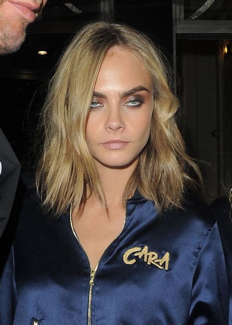 Born 12 august 1992) is an english model, actress, and singer. Cara Delevingne & Margot Robbie - Out Partying in Matching ...