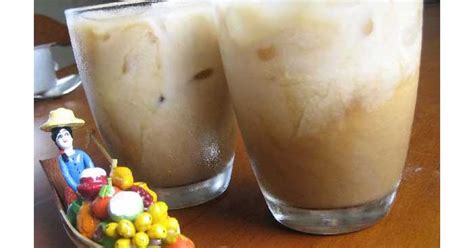 Buat nutrijel sesuai petunjuk dalam kemasan, setelah matang dan dingin, potong dadu kecil². Thai Iced Coffee - MINUMAN KHAS INDONESIA