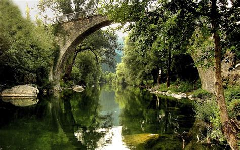 «αν ήξερα ότι ασελγεί στην εγγονή μου θα τους καθάριζα» «με κολάκευσε με τα λόγια του, συνευρεθήκαμε τους τελευταίους δύο μήνες» κατέθεσε η ανήλικη Γρεβενά: ταξίδι εντός και εκτός της πόλης των μανιταριών ...