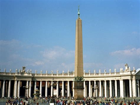 Finalidad mantener una relación comercial y el envío de comunicaciones sobre productos y servicios de la empresa ediciones obelisco s.l. Obelisco Vaticano, Rome, eventseeker