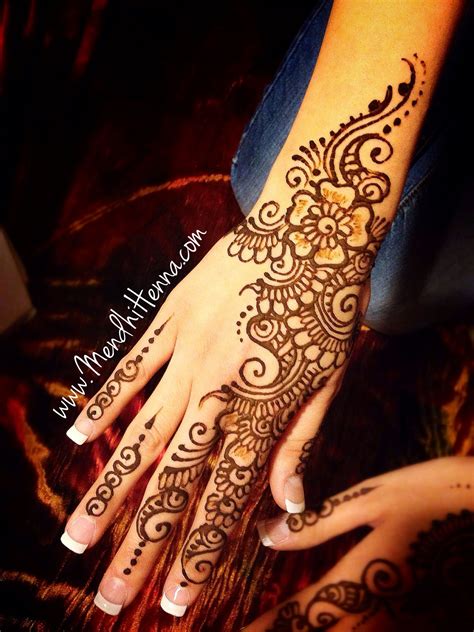 The henna tattoo is an indispensable decoration for hindu brides in the hindu, sikh, and arab cultures, mehndi is traditionally applied before special occasions and holidays, such as weddings and festivals. Now taking henna Bookings for 2014/15 www.MendhiHenna.com ...