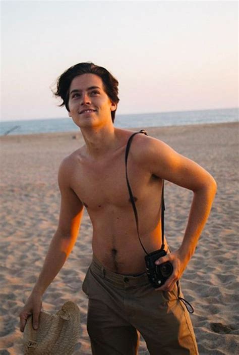 .cole sprouse pics #pictures #mine #cole sprouse instagram #cole sprouse twitter #riverdale #riverdale cast #dailyriverdale #dailycwriverdale #bughead #sprousehart #lilicole #sprouse twins. 22 Shirtless Cole Sprouse Pictures That Prove He's Just a ...