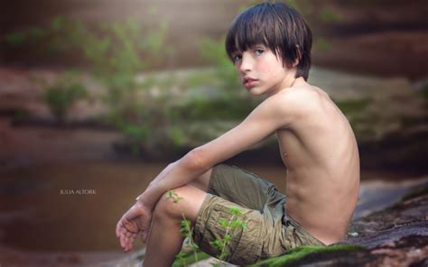 Portrait of happy young boys and girls sitting at restaurant having pizza and coffee. Wallpapers boy, look, portrait, wet hairs, children, child, shorts
