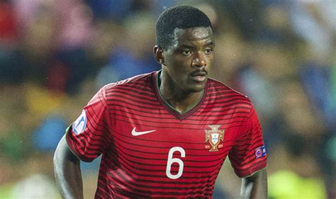 Fernando santos e a inclusão de william na convocatória: William Carvalho hints at transfer after declaring love ...