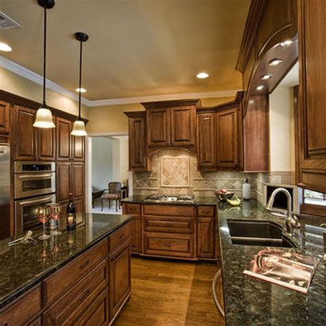 Kitchen cabinets are either the bane of your existence or your lifeline, depending on whether you have enough of them and how organized they are. 99+ Totally Outstanding Traditional Kitchen Decoration ...