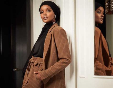 Halima yusuf atete also known as halima atete is a nigerian film actress and film producer, born and raised in maiduguri, borno state. Halima Aden - Bio, Net Worth, Boyfriend, Somali, Miss ...