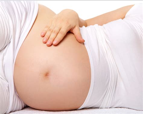 Lo curioso es que en el caso de las mujeres, además de preguntar si están embarazadas, tienen hipertensión o diabetes. ¿Por qué es importante para su bebé el tiempo de la barriga?