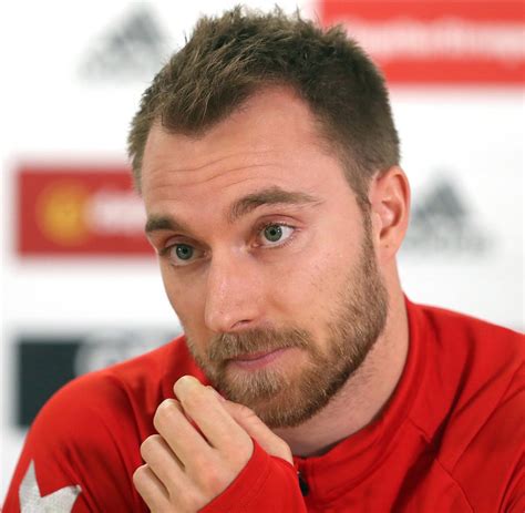 Jun 12, 2021 · christian eriksen ist einer der stars der dänischen nationalmannschaft, die bei dieser em als geheimfavorit auf den titel gilt. Christian Eriksen: „Dänemark hat verloren, das Leben hat ...