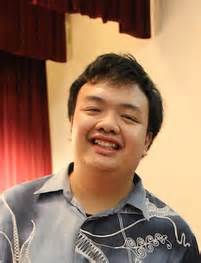 Whulandary herman telah resmi menjadi istri pengusaha asal malaysia, nik ibrahim. Akademi Associates - Akademi Dr Zara
