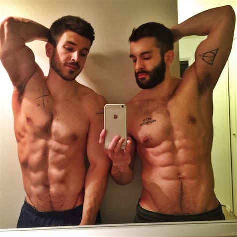 11,677,484 • last week added: Swolemates y pareja de moda en la red - ShangayShangay