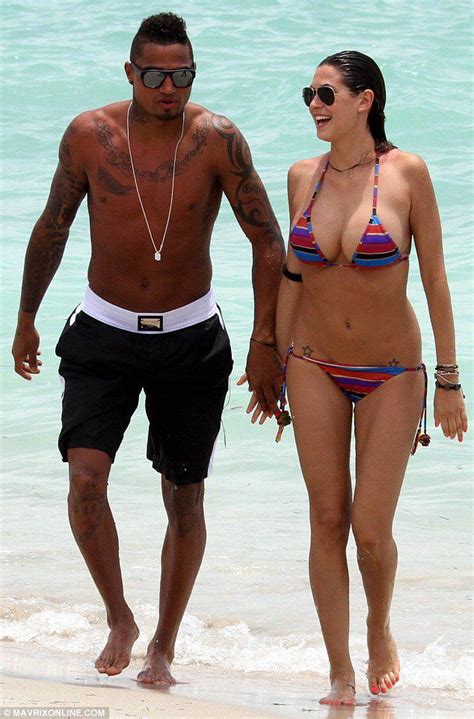 Boatengs körper ist voller tätowierungen. Kevin-Prince Boateng with his girlfriend ! Surely Sexiest ...