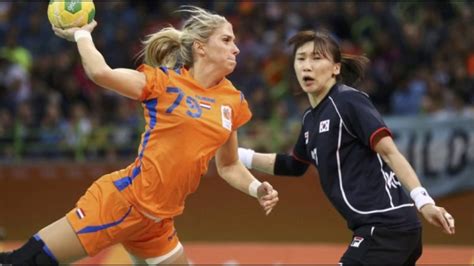 Handball player #79 🤙🏻 world championship 🥇🥈🥉. Handbalvrouwen video van Nederlandse handbaldames, video of dutch handball girls - YouTube