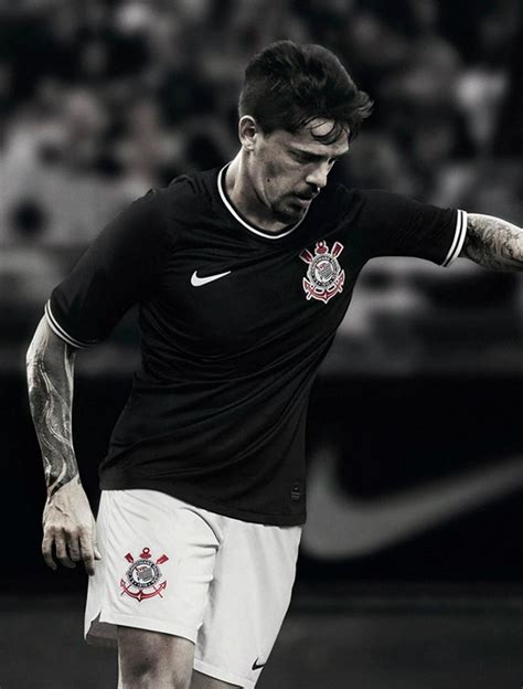 Discover more posts about metadinhas flamengo. Camisa 2 do Corinthians 2019 | Nike corinthians, Camisas ...