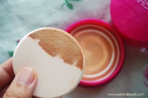 Find out if the chriszen moist cake foundation cream is good for you! Chriszen Moist Cake Foundation Review | Sabrina Tajudin ...