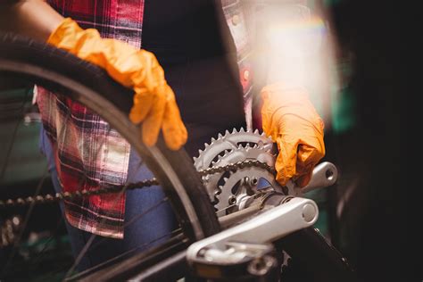 For tightening a motorbike chain, you need to access the rear wheel first and place the joint of the rear wheel with the body a little backward and make sure that you are getting perfect. How To Tighten A Bike Chain - A Step-By-Step Guide - Tony ...