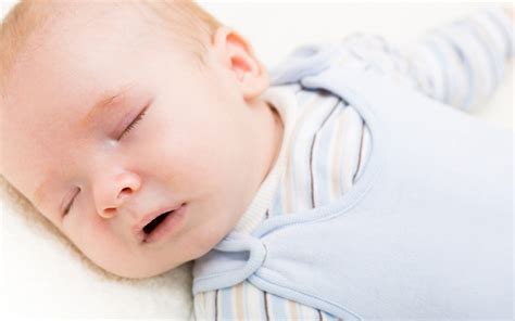 Wer sich gedanken macht, der schlafsack könnte die motorischen fähigkeiten des kindes einschränken… Thema Schlafsack - Welcher Schlafsack passt wann ...