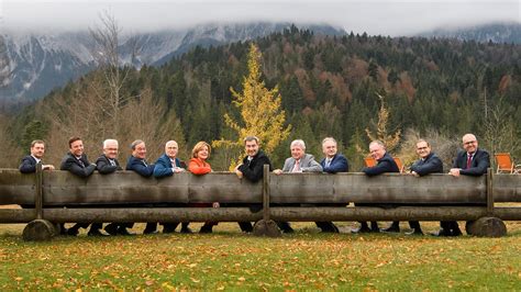 Im rahmen der mpk stimmen die ministerpräsidentinnen und ministerpräsidenten der. Ministerpräsidentenkonferenz - Bayerisches Landesportal