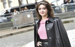 Start date mar 22, 2019. Maisie Williams reveals the Game Of Thrones prop she took ...