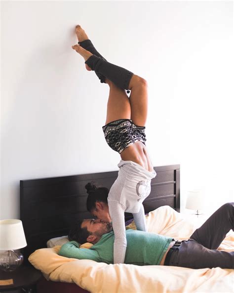 These five yoga poses are great for 2 people who are looking to bond through easy yoga positions. tumblr_nzyexl620S1usieuso1_1280 | Couples yoga poses ...