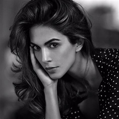 Además, con una larga trayectoria como bailarina profesional. Rocío Muñoz Morales: «Raoul? Macché, in casa comando io ...