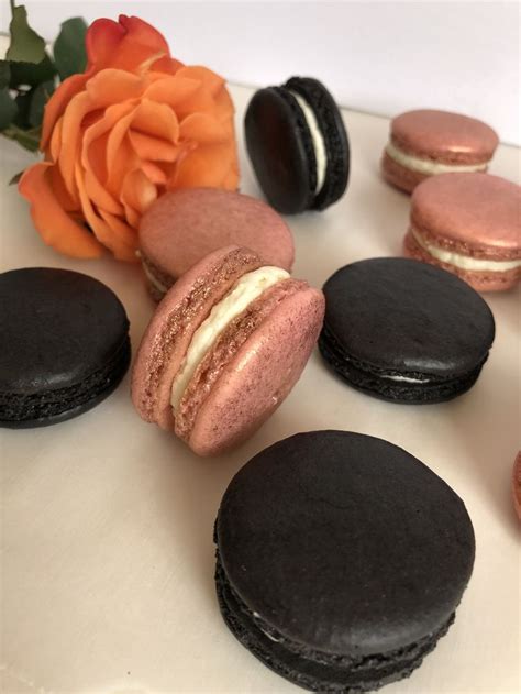 6 macarons $11 clear box or white gift box $12. Black and rose gold macarons | Rose gold cake, Gold dessert table