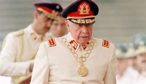 Contra la razon y por la fuerza. Académico estadounidense derrumba el mito de que Pinochet ...