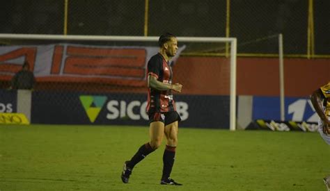 Juazeirense vence a primeira no campeonato baiano. baraka