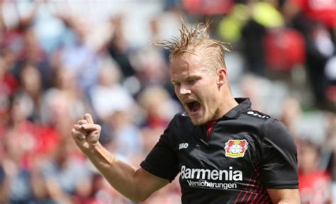 Discover the facts about the blonde striker from helsinki. Joel Pohjanpalo kertoo, millainen on Leverkusenin ...