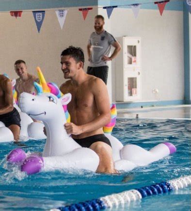 More than 17,000 people have backed an image of harry maguire riding an inflatable unicorn to be the new face of the british £50 note. Paddy Power on Twitter: "Like the late great Chubbs ...