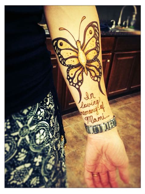 The finger designs really emphasize the wearer's delicate hands. Henna butterfly Henna by Penny Douglas | Henna butterfly ...