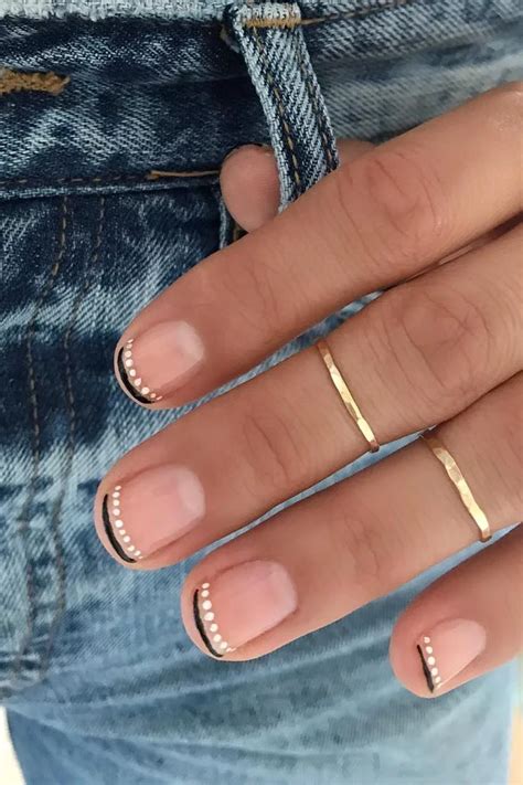 They add new tones and glitters on top of the subtle and elegant base color thereby creating a mix of awesomeness. 34 Nail Art Ideas So Subtle, You Can Wear Them Anywhere ...