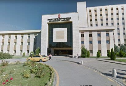 Bu başarı hikayesinde 2019 yks sayısal puan türünde hamda 5355 yerleştirmede 6576 sıralama yaparak hacettepe üniversitesi diş hekimliği fakültesine yerleşen. Hacettepe Üniversitesi Diş Hekimliği Fakültesi ...