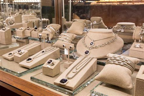 Since 1970, sissy's log cabin has been a family owned and operated jewelry store. Sissy's Log Cabin Little Rock | Shayla Copas Interiors ...