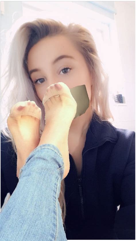 Db not just for aesthetic. Missfeet — My sexy little foot slave i love how sexy she...