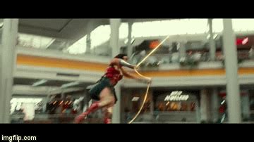 Wonder woman 1984 movie still. Wonder Woman 1984 Gets Its First Trailer - Geekologie