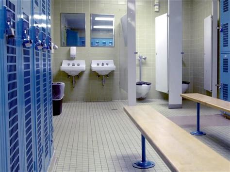 468 x 263 jpeg 27kb. Related image | Girl bathrooms, School lockers, Locker room