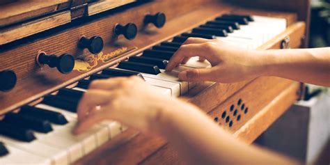 How to become a sole trader. How to build a music teacher website | Bandzoogle Blog