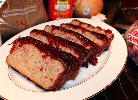 Spread half of the bbq sauce on top of the meat loaf, reserve other half for brushing on when meatloaf is finished my favorite barbecue sauce to use is lillie's carolina style sauce. Turkey Meatloaf with Cranberry Glaze - Lepp Farm Market