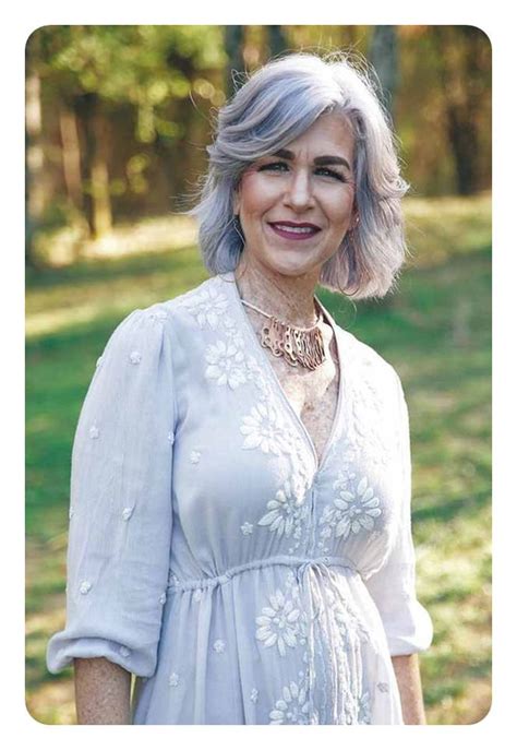 Jun 30, 2020 · in the 1920s, the bob was king. 48 Gorgeous Hairstyles for Women Over 50