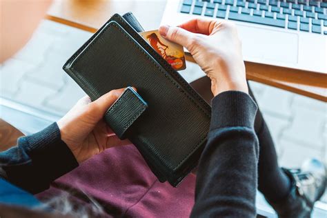 Sanpaolo imi nasce nel 1998 dalla fusione dell'istituto bancario san paolo di torino e imi (istituto mobiliare italiano). Carta NextCard Intesa San Paolo, la carta di debito per ...